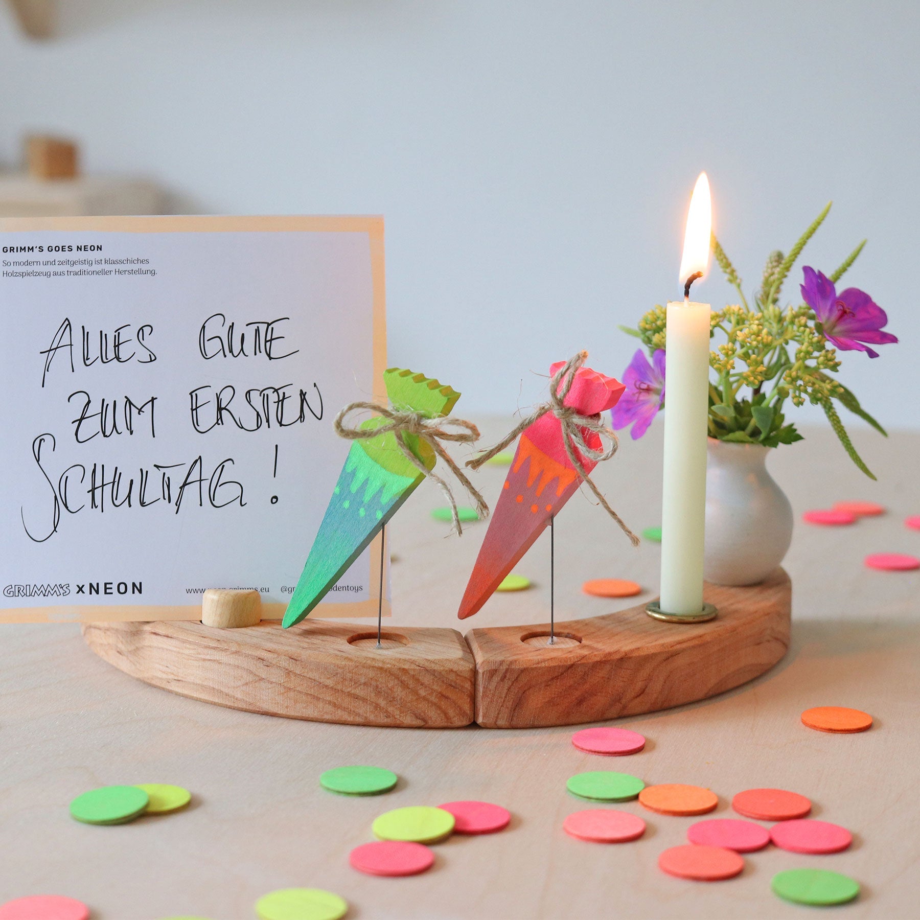 Plug Figure School Cone Neon Pink